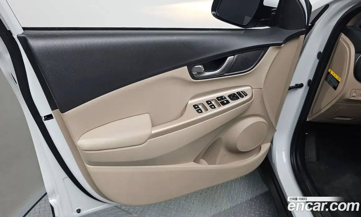 Hyundai Kona 2020 1.6 автомат (гидро), фото 14