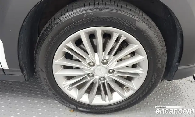 Hyundai Kona 2020 1.6 автомат (гидро), миниатюра 7
