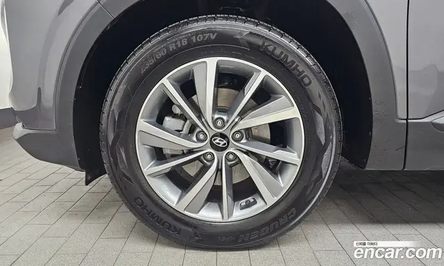 Hyundai Santa Fe 2018 2.0 автомат (гидро), миниатюра 5 Hyundai Santa Fe 2018 2.0 автомат (гидро), миниатюра 5