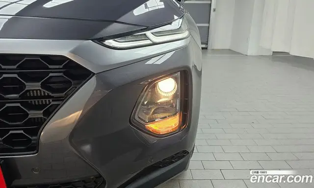 Hyundai Santa Fe 2018 2.0 автомат (гидро), миниатюра 8 Hyundai Santa Fe 2018 2.0 автомат (гидро), миниатюра 8