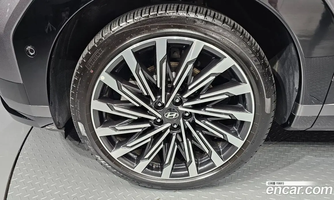 Hyundai Santa Fe 2024 2.5 автомат (гидро), фото 5