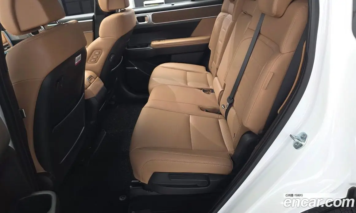 Hyundai Santa Fe 2025 2.5 автомат (гидро), фото 18
