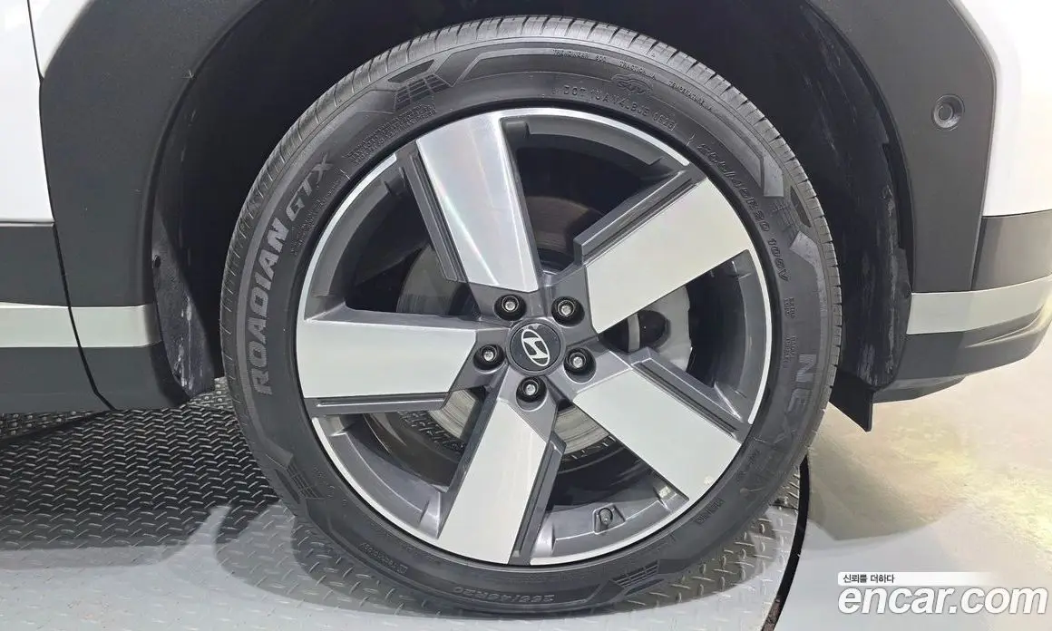 Hyundai Santa Fe 2025 2.5 автомат (гидро), фото 7