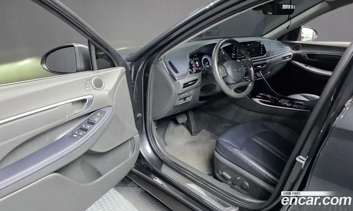 Hyundai Sonata 2022 2.0 автомат (гидро), фото 13 Hyundai Sonata 2022 2.0 автомат (гидро), фото 13
