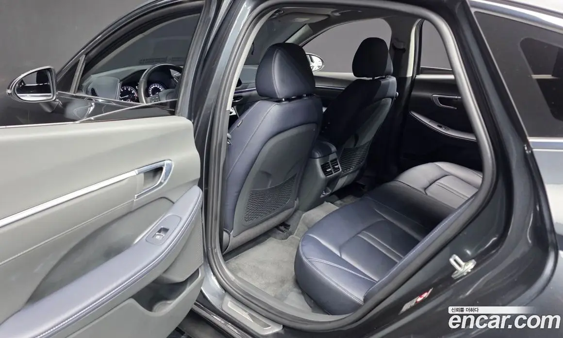 Hyundai Sonata 2022 2.0 автомат (гидро), фото 16 Hyundai Sonata 2022 2.0 автомат (гидро), фото 16