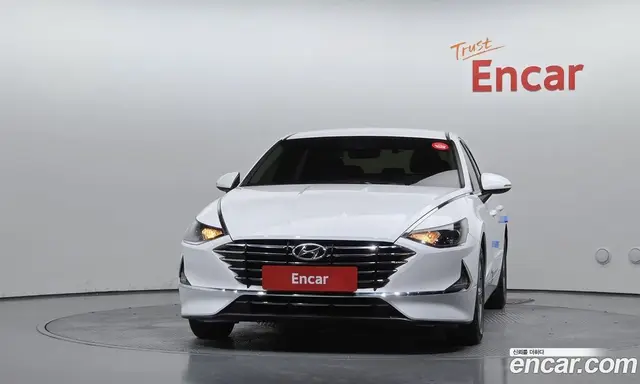 Hyundai Sonata 2022 2.0 автомат (гидро), миниатюра 3 Hyundai Sonata 2022 2.0 автомат (гидро), миниатюра 3