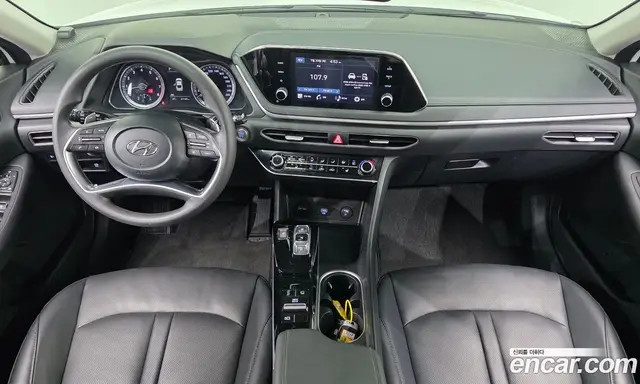 Hyundai Sonata 2022 2.0 автомат (гидро), миниатюра 10 Hyundai Sonata 2022 2.0 автомат (гидро), миниатюра 10