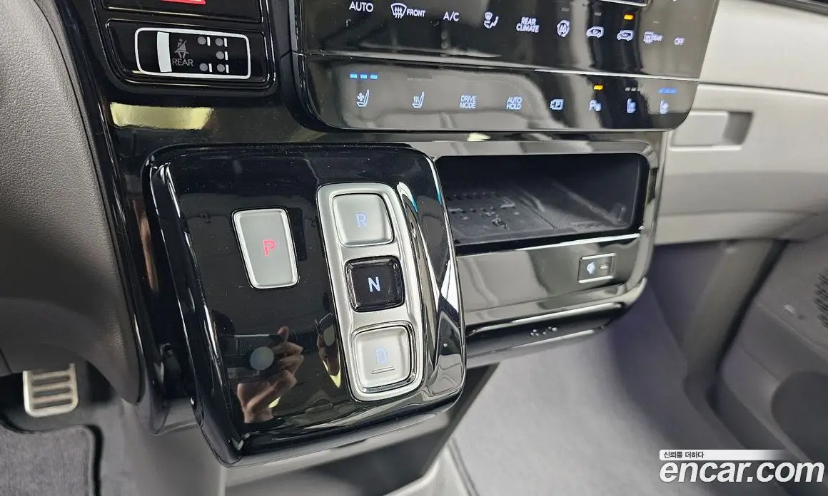 Hyundai Staria 2022 2.2 автомат (гидро), фото 12 Hyundai Staria 2022 2.2 автомат (гидро), фото 12