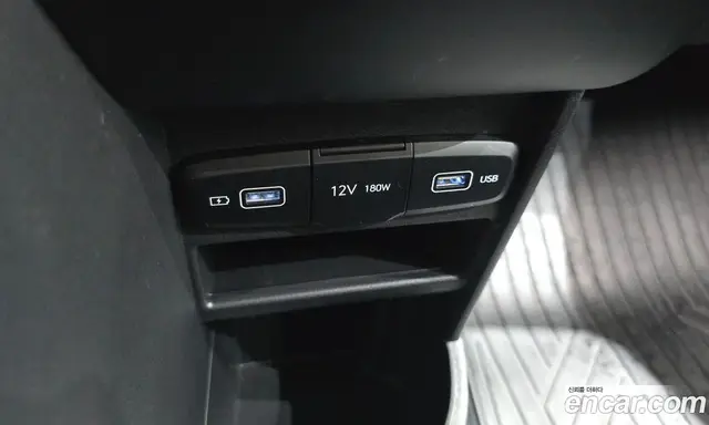 Hyundai Staria 2022 2.2 автомат (гидро), миниатюра 12