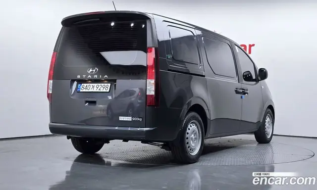 Hyundai Staria 2023 2.2 автомат (гидро), миниатюра 2