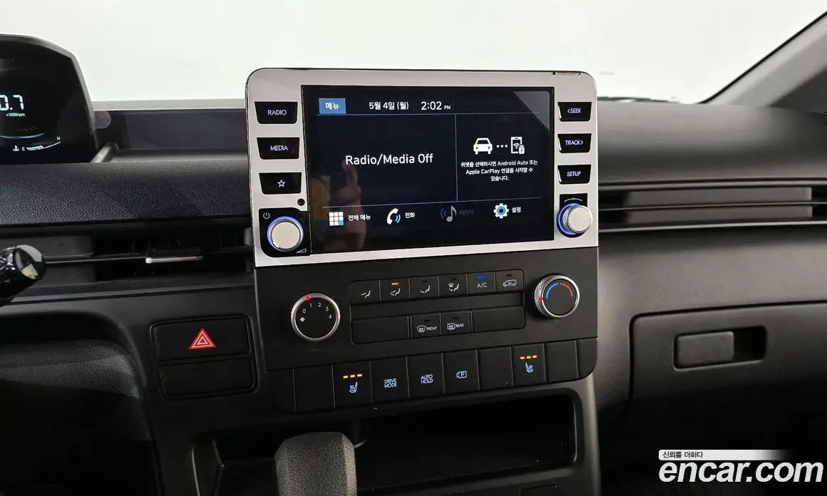 Hyundai Staria 2023 2.2 автомат (гидро), фото 19