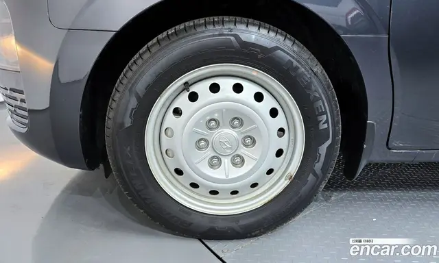 Hyundai Staria 2023 2.2 автомат (гидро), миниатюра 5