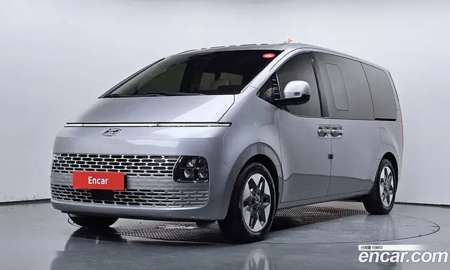 Hyundai Staria, 2023, 23 372 км
