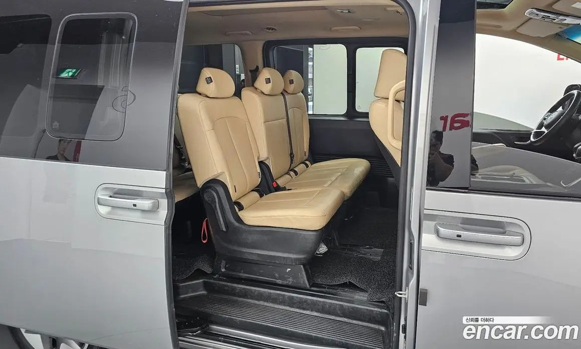 Hyundai Staria 2023 2.2 автомат (гидро), фото 17 Hyundai Staria 2023 2.2 автомат (гидро), фото 17