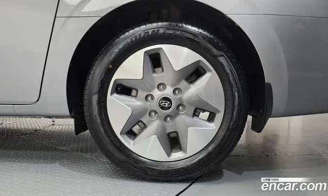 Hyundai Staria 2023 2.2 автомат (гидро), миниатюра 7 Hyundai Staria 2023 2.2 автомат (гидро), миниатюра 7