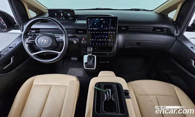 Hyundai Staria 2023 2.2 автомат (гидро), миниатюра 10 Hyundai Staria 2023 2.2 автомат (гидро), миниатюра 10