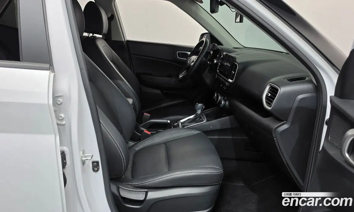 Hyundai Venue 2021 1.6 автомат (гидро), фото 16 Hyundai Venue 2021 1.6 автомат (гидро), фото 16