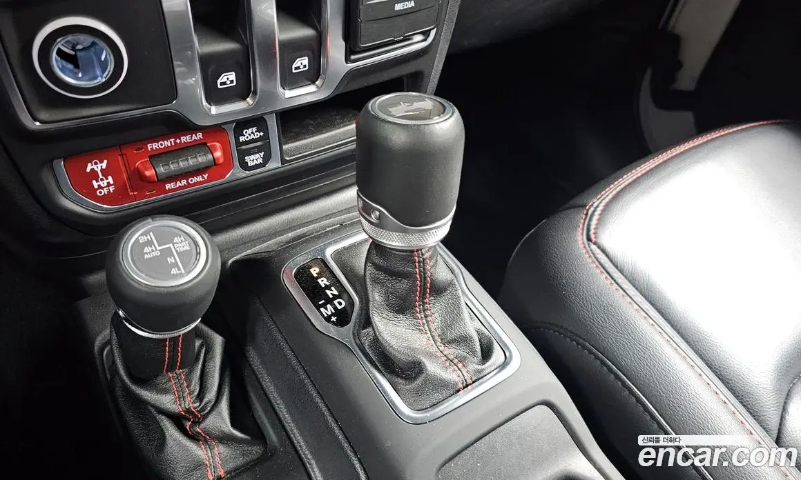 Jeep Wrangler 2021 2.0 автомат (гидро), фото 11