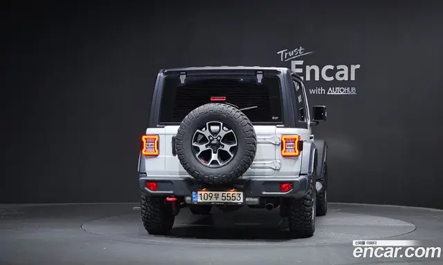 Jeep Wrangler 2021 2.0 автомат (гидро), миниатюра 3
