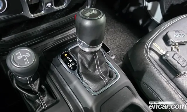 Jeep Wrangler 2022 2.0 автомат (гидро), миниатюра 12
