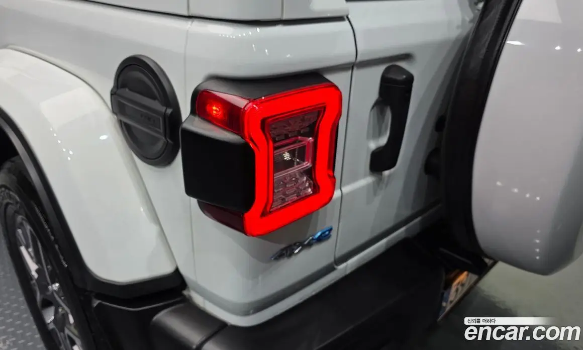 Jeep Wrangler 2022 2.0 автомат (гидро), фото 9