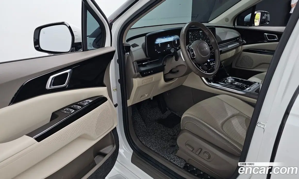 Kia Carnival 2022 3.5 автомат (гидро), фото 17 Kia Carnival 2022 3.5 автомат (гидро), фото 17