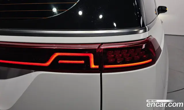 Kia Carnival 2022 3.5 автомат (гидро), миниатюра 9 Kia Carnival 2022 3.5 автомат (гидро), миниатюра 9