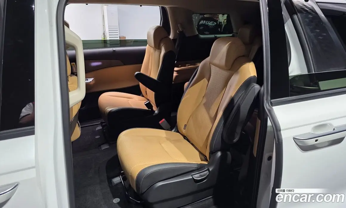 Kia Carnival 2023 2.2 автомат (гидро), фото 18 Kia Carnival 2023 2.2 автомат (гидро), фото 18