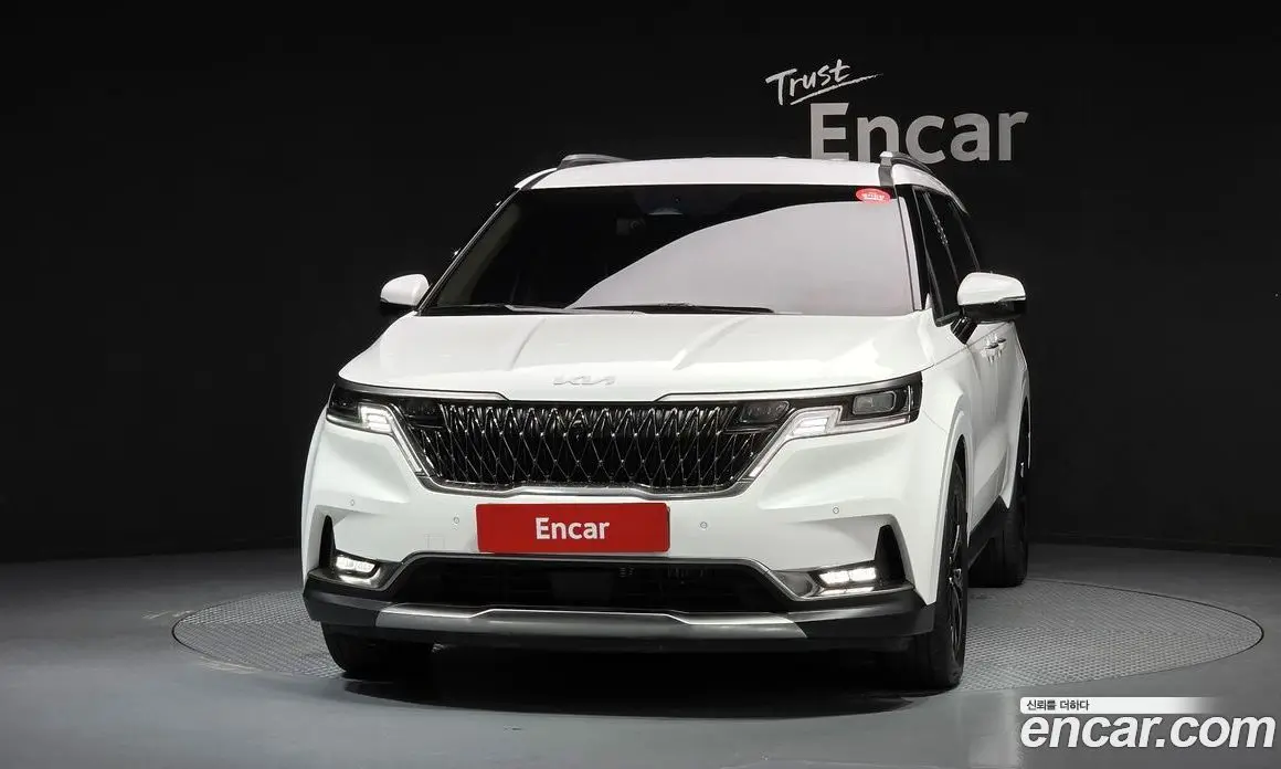 Kia Carnival 2023 2.2 автомат (гидро), фото 3 Kia Carnival 2023 2.2 автомат (гидро), фото 3