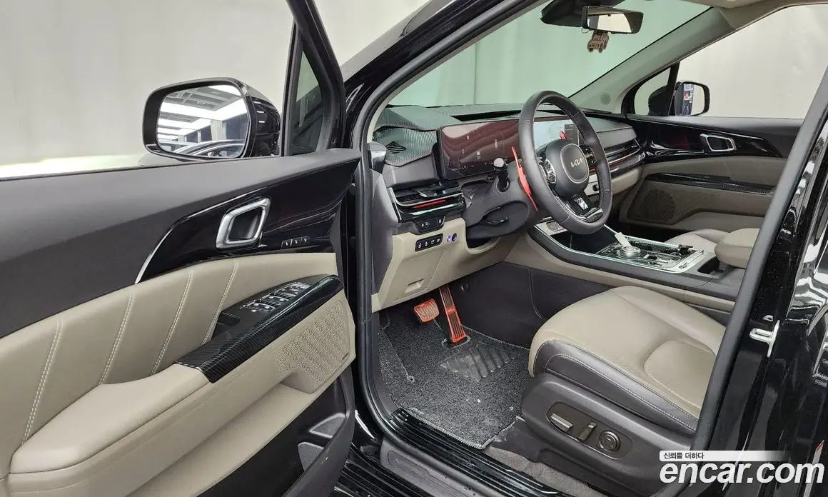 Kia Carnival 2024 2.2 автомат (гидро), фото 13 Kia Carnival 2024 2.2 автомат (гидро), фото 13