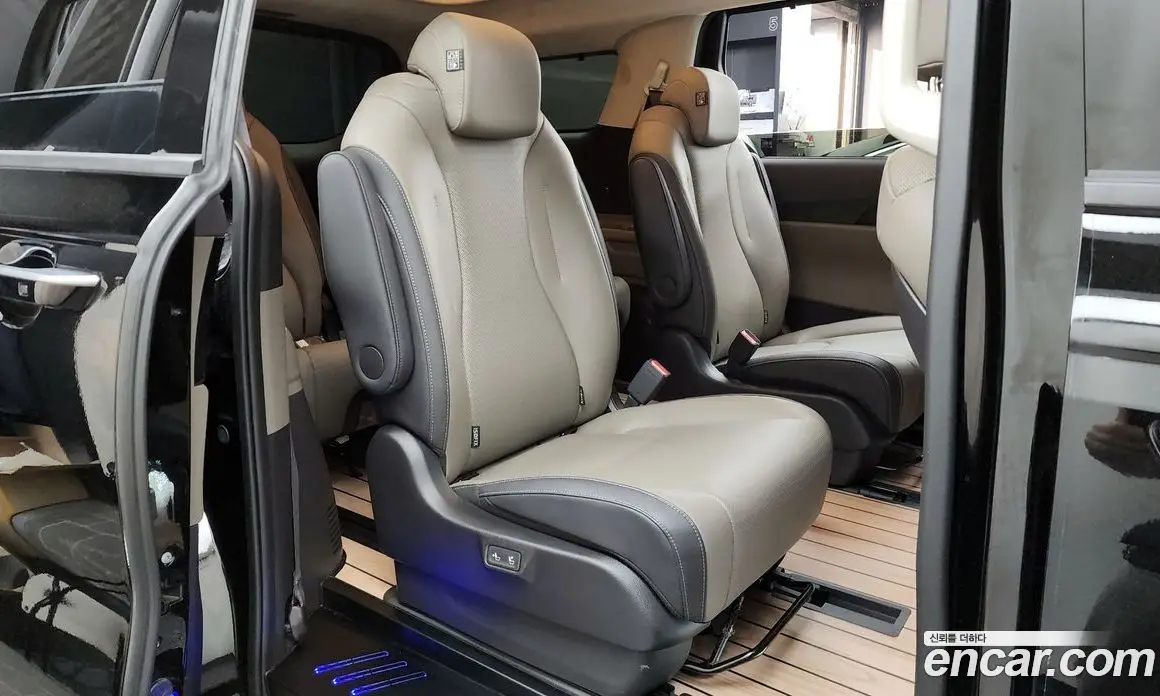 Kia Carnival 2024 2.2 автомат (гидро), фото 18 Kia Carnival 2024 2.2 автомат (гидро), фото 18