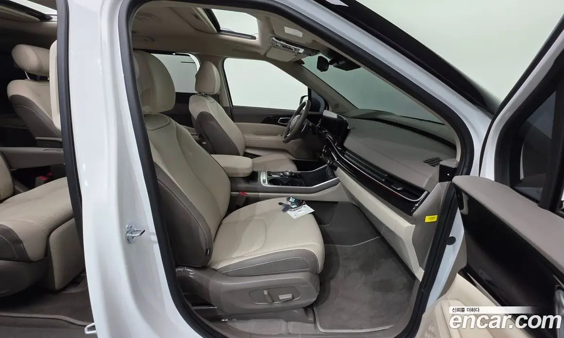 Kia Carnival 2024 2.2 автомат (гидро), фото 16