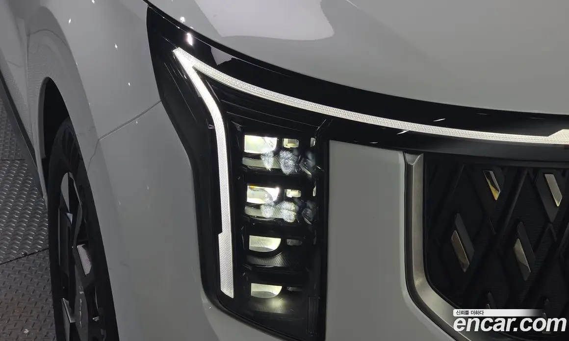 Kia Carnival 2024 2.2 автомат (гидро), фото 8
