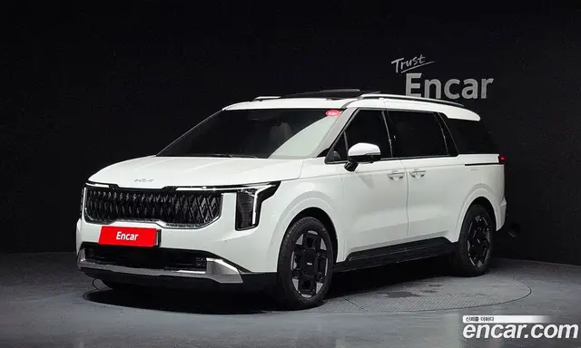 Kia Carnival, 2026, 3 051 км