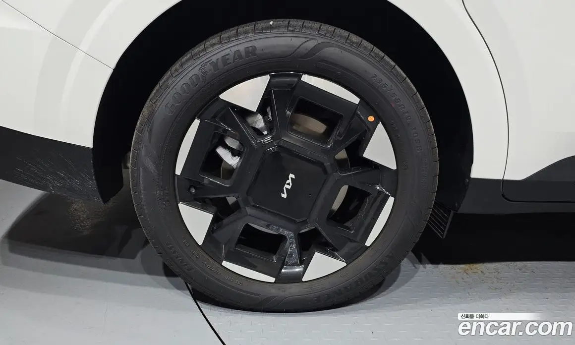 Kia Carnival 2026 1.6 автомат (гидро), фото 5 Kia Carnival 2026 1.6 автомат (гидро), фото 5