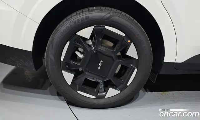 Kia Carnival 2026 1.6 автомат (гидро), миниатюра 5 Kia Carnival 2026 1.6 автомат (гидро), миниатюра 5