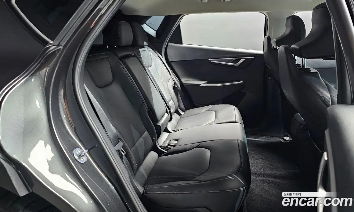 Kia EV6 2022 0.1 автомат (гидро), фото 17 Kia EV6 2022 0.1 автомат (гидро), фото 17