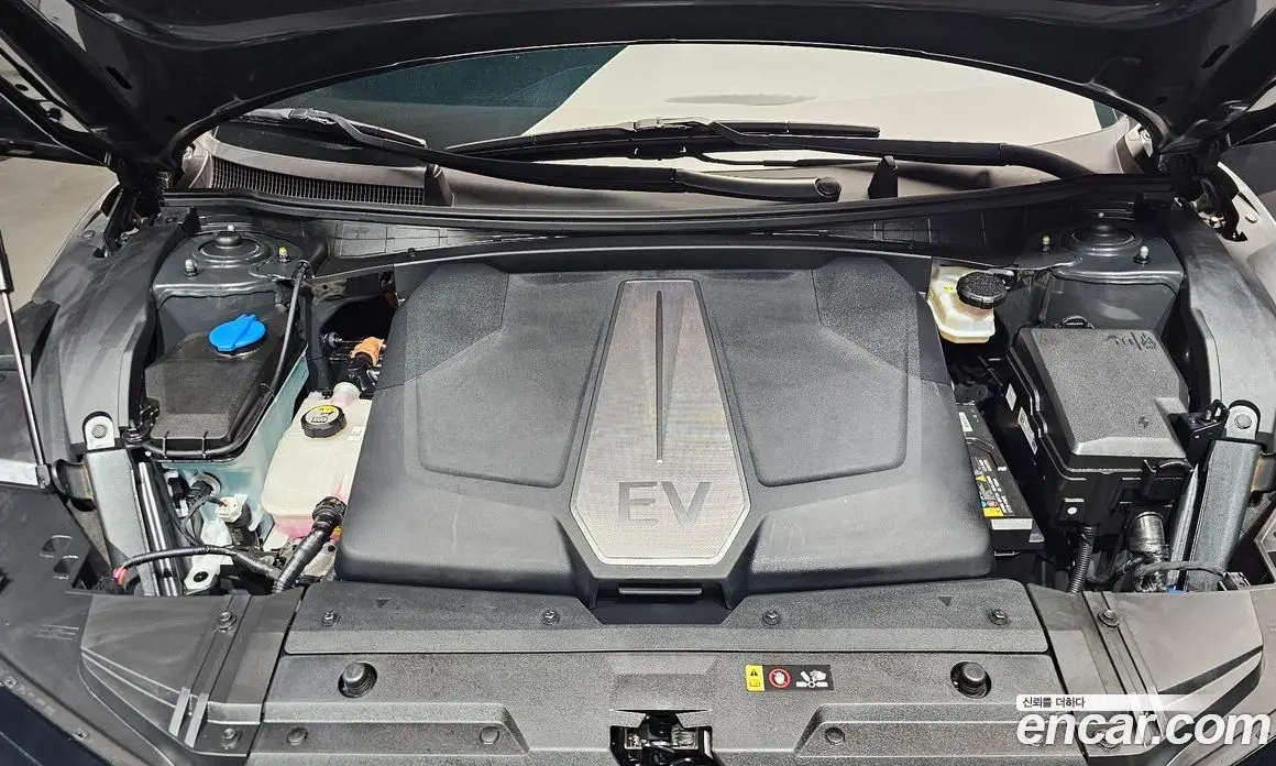 Kia EV6 2022 0.1 автомат (гидро), фото 6 Kia EV6 2022 0.1 автомат (гидро), фото 6
