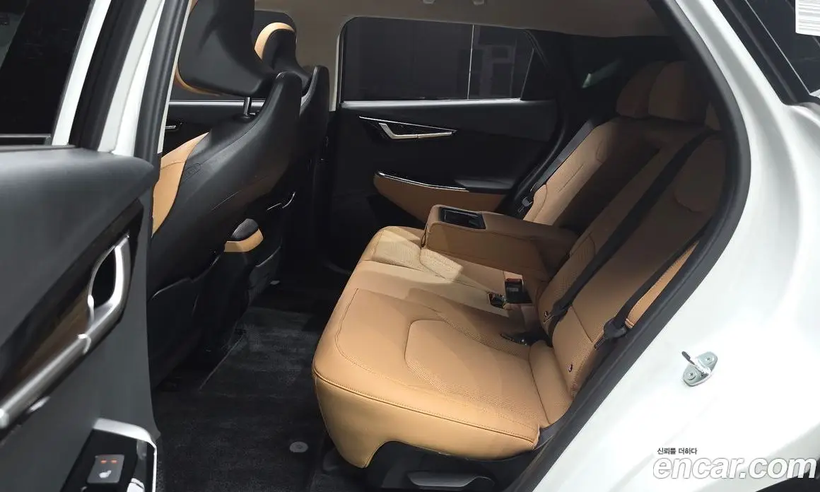 Kia EV6 2023 0.1 автомат (гидро), фото 16 Kia EV6 2023 0.1 автомат (гидро), фото 16