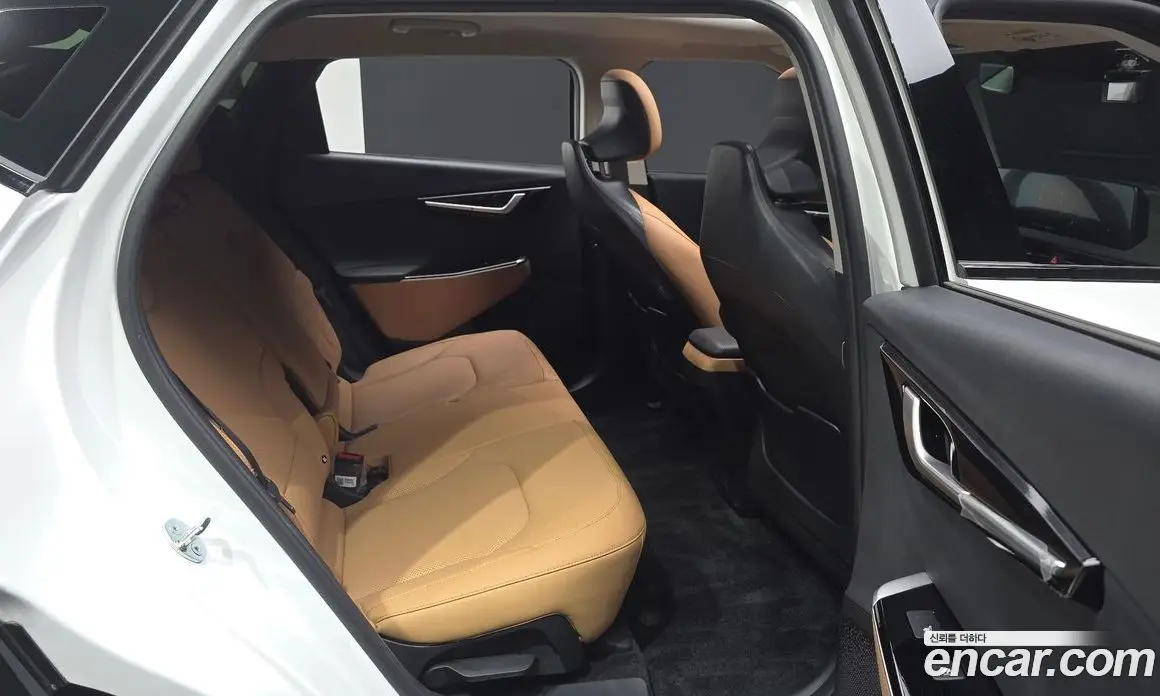 Kia EV6 2023 0.1 автомат (гидро), фото 17 Kia EV6 2023 0.1 автомат (гидро), фото 17