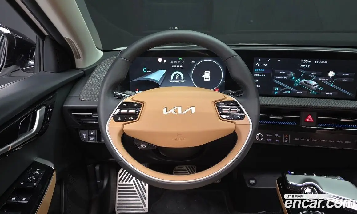 Kia EV6 2023 0.1 автомат (гидро), фото 19 Kia EV6 2023 0.1 автомат (гидро), фото 19