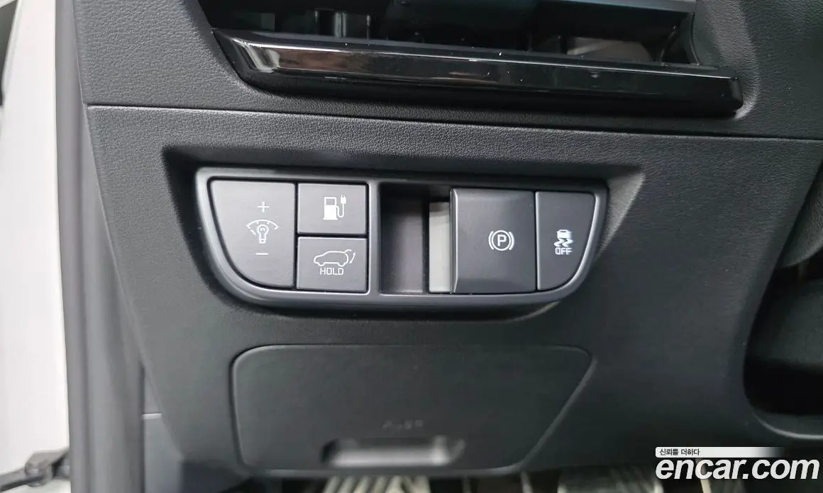 Kia EV6 2023 0.1 автомат (гидро), фото 20 Kia EV6 2023 0.1 автомат (гидро), фото 20