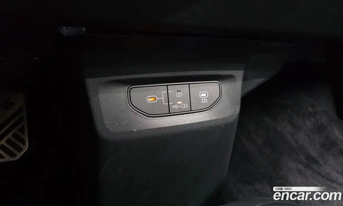 Kia EV6 2024 0.1 автомат (гидро), фото 16 Kia EV6 2024 0.1 автомат (гидро), фото 16