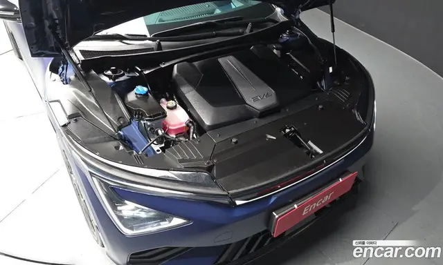 Kia EV6 2024 0.1 автомат (гидро), миниатюра 6 Kia EV6 2024 0.1 автомат (гидро), миниатюра 6