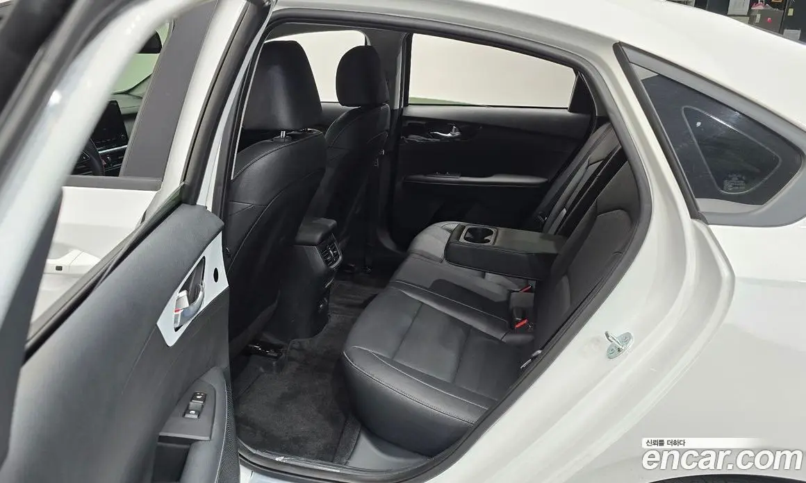 Kia K3 2024 1.6 автомат (гидро), фото 18