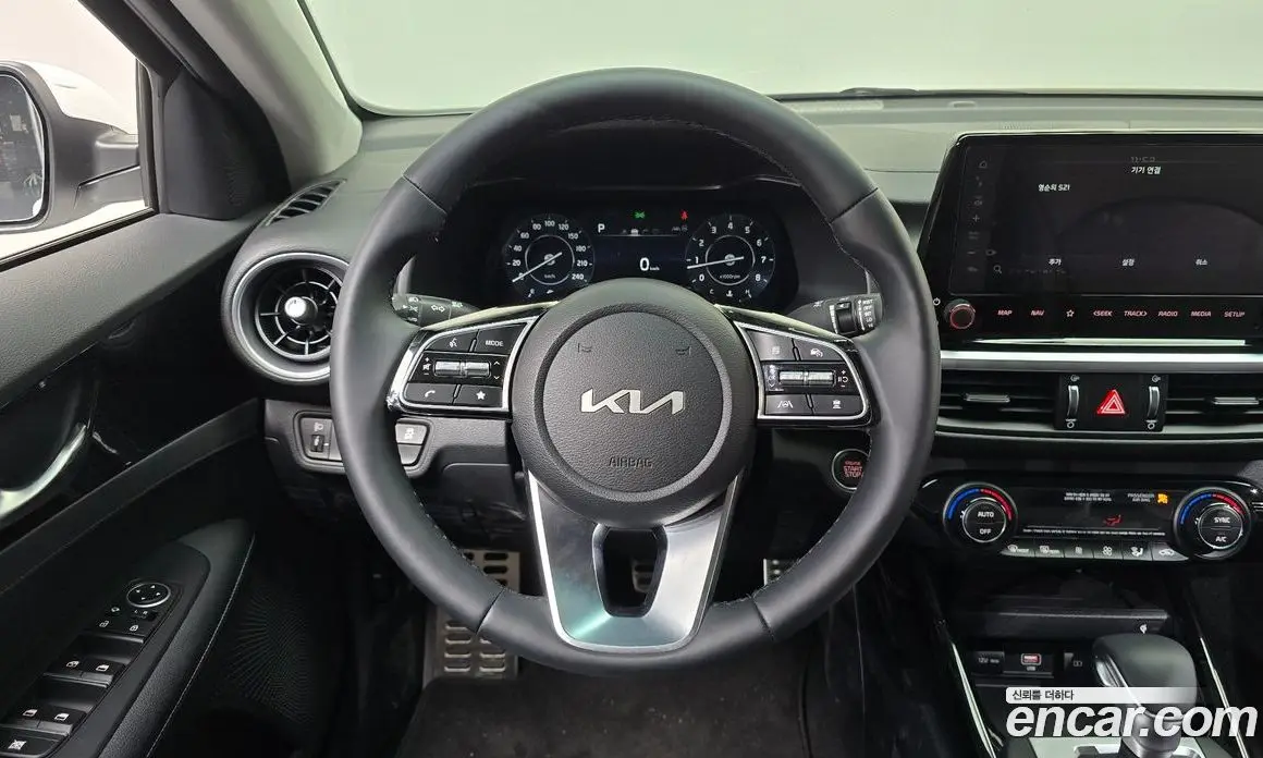 Kia K3 2024 1.6 автомат (гидро), фото 19