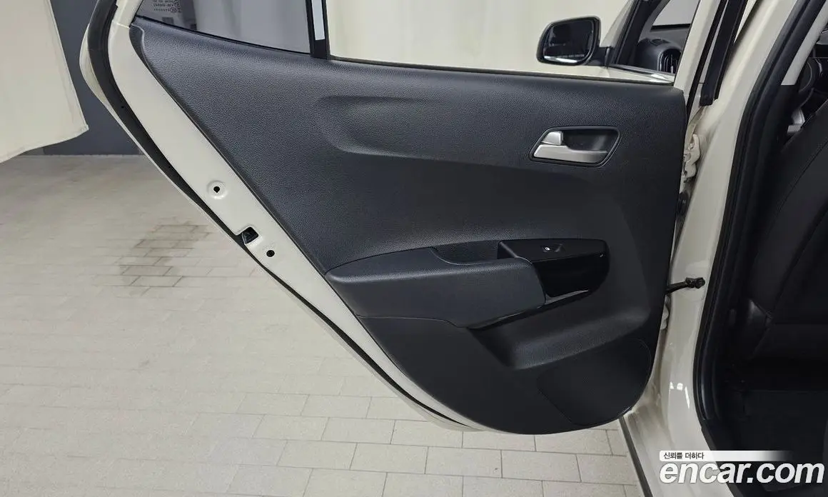 Kia Morning 2022 1.0 автомат (гидро), фото 15