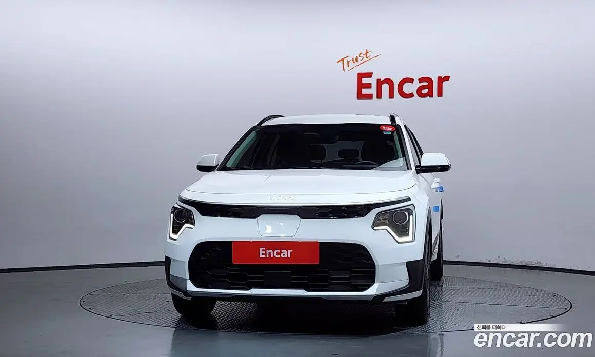 Kia Niro 2022 0.2 автомат (гидро), фото 3 Kia Niro 2022 0.2 автомат (гидро), фото 3