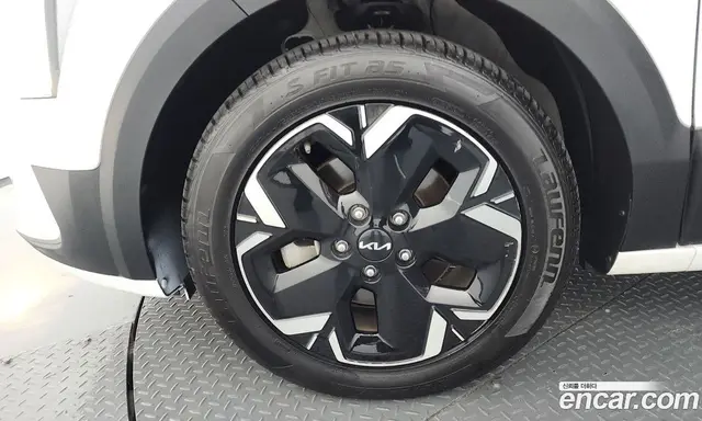 Kia Niro 2022 0.2 автомат (гидро), миниатюра 5 Kia Niro 2022 0.2 автомат (гидро), миниатюра 5