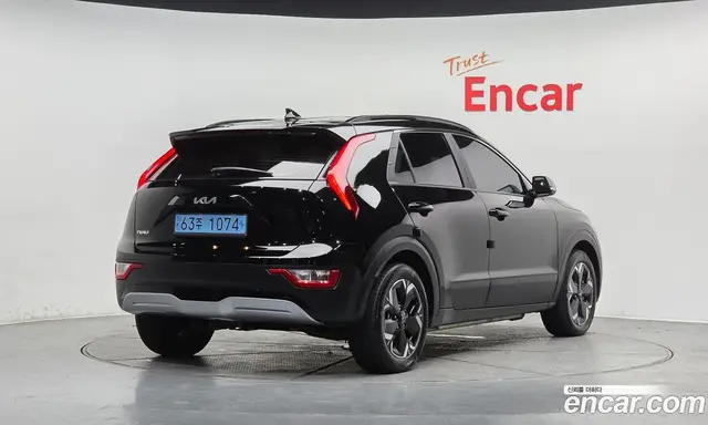 Kia Niro, 2023, 10 108 км
